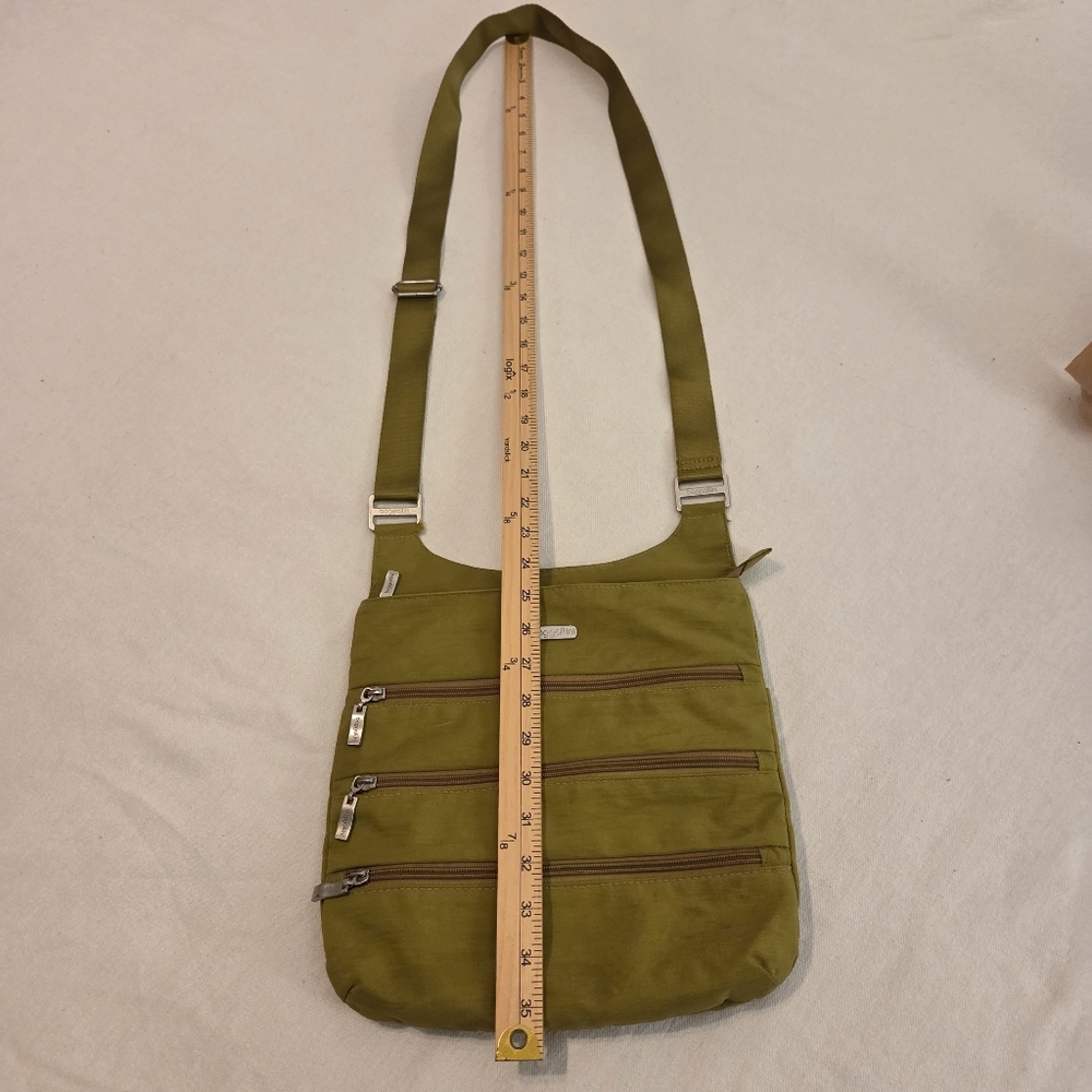 BAGGALLINI Bigโ Zipper Bagg RFID Green Nylon Triple Zip Crossbody Messenger Bag - Picture 11 of 13
